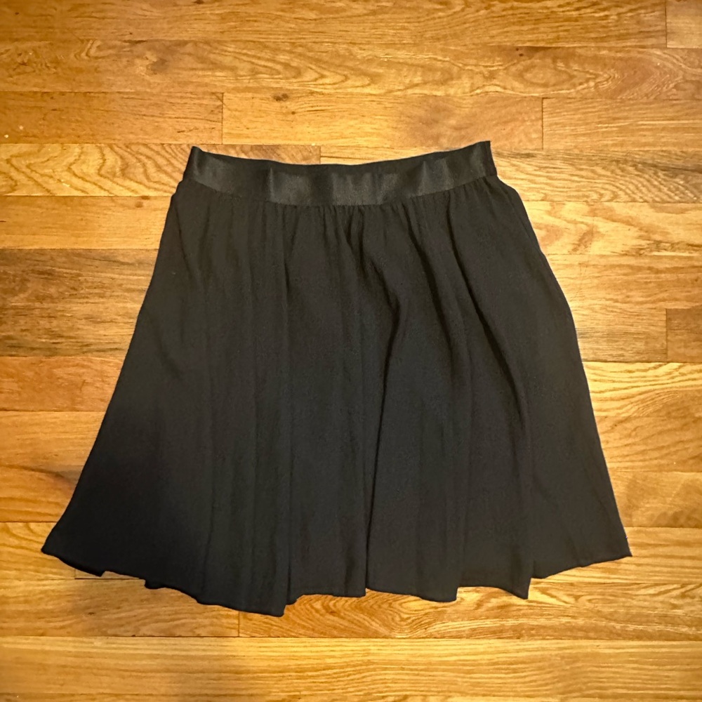 Express mid thigh length skirt